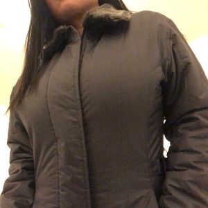 Grey puffy winter jacket w/ removable fur collar